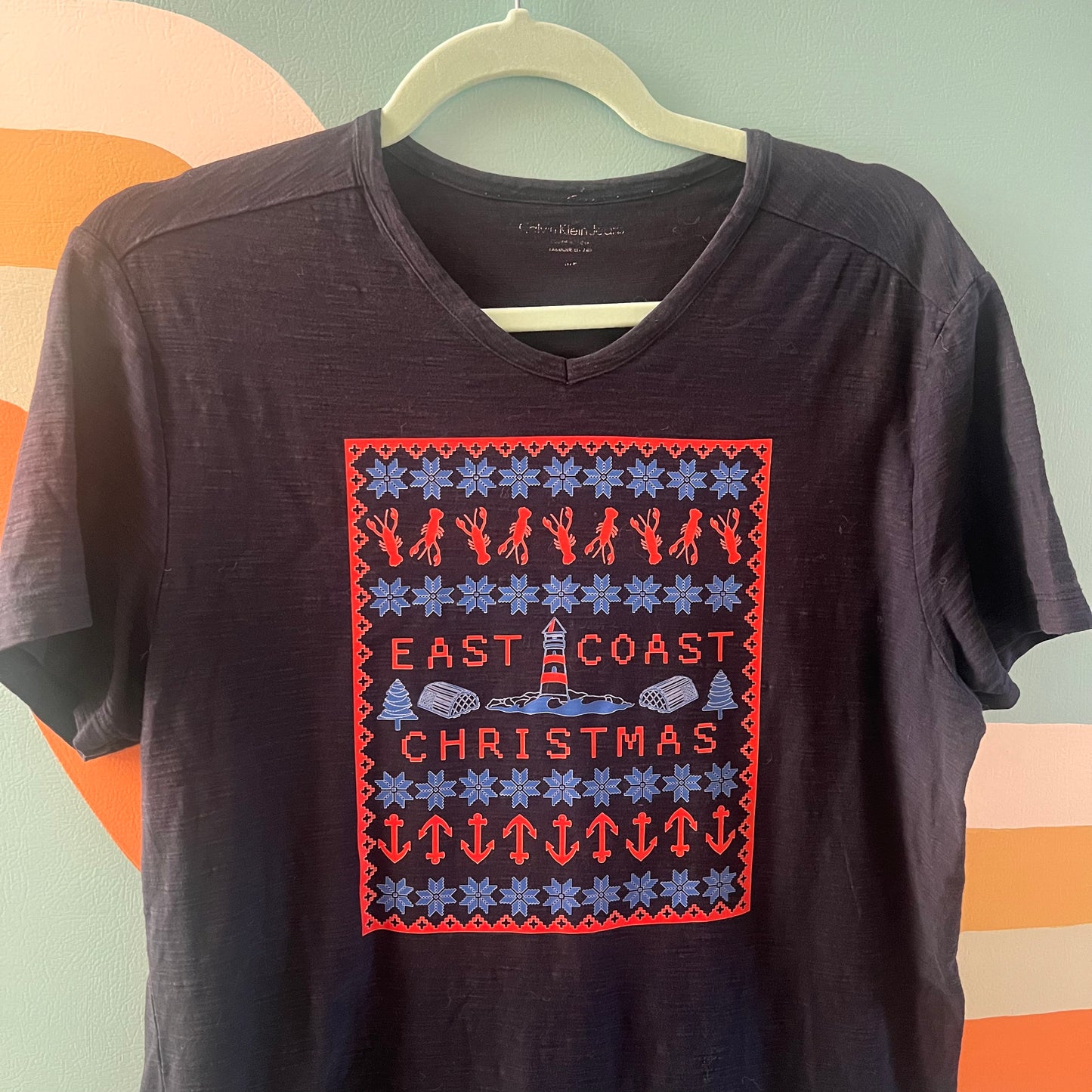 "east coast christmas" holiday tee (size M)