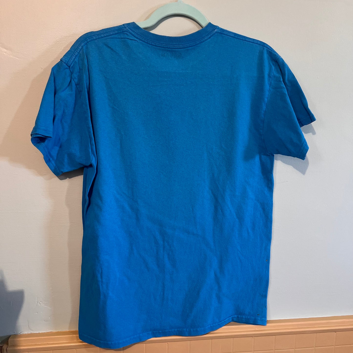 blue lobster blue t-shirt (size M)