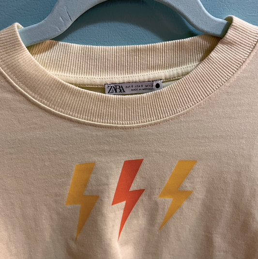 "lightning" yellow crop tee (size S/M)